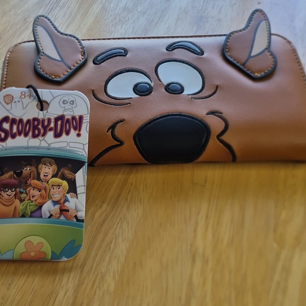 Scooby DOO Loungefly Wallet - Picture 5 of 5